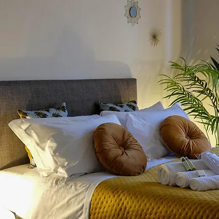 Guest house And
