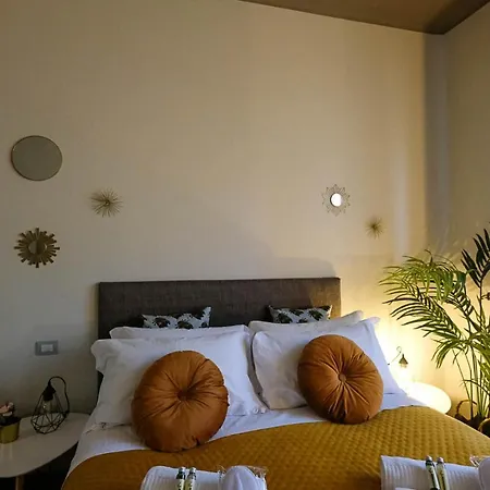 And Guest house *