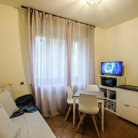Guest house And *