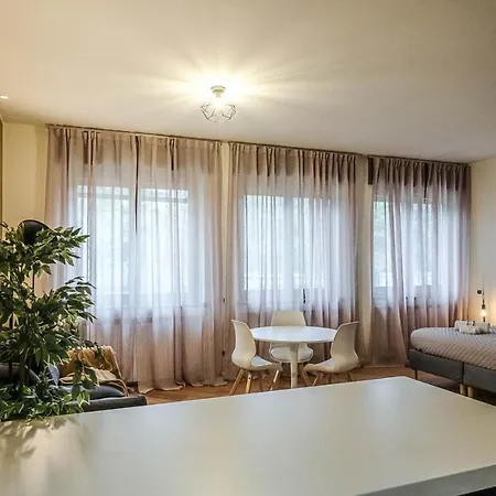 Guest house And